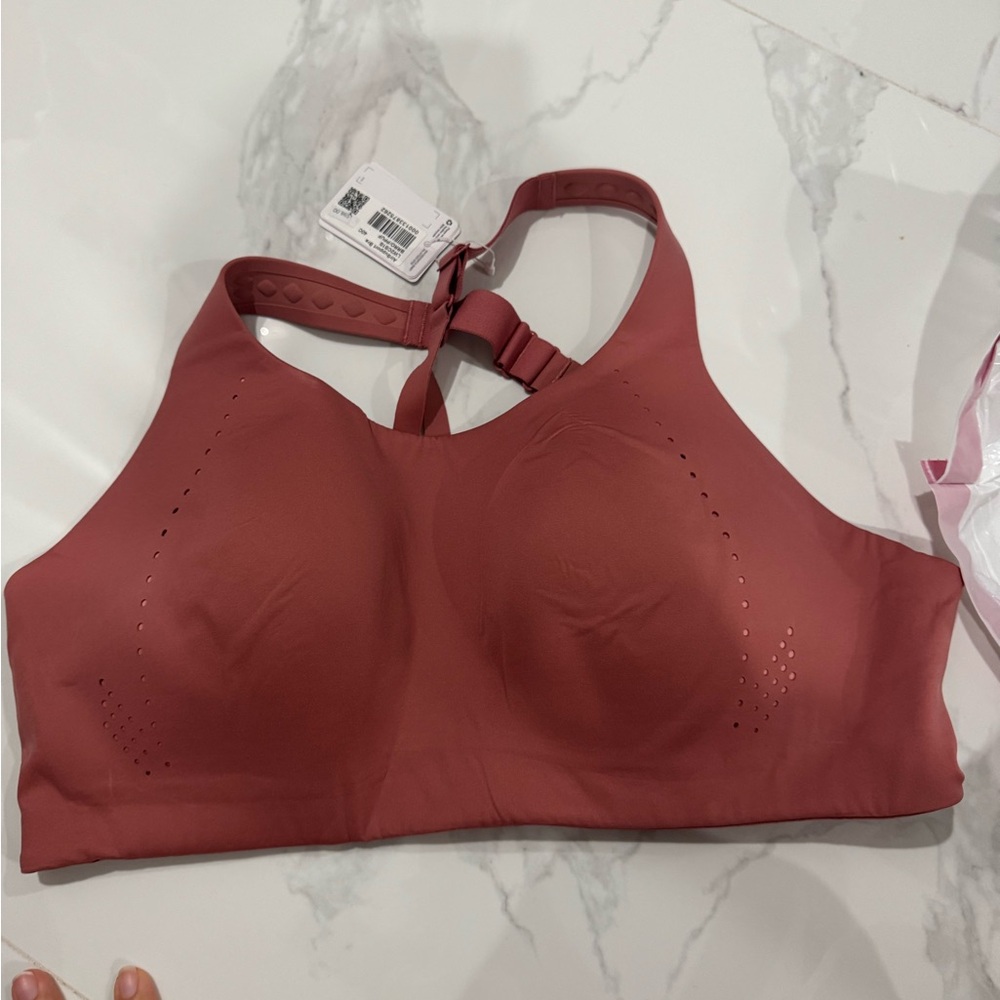 Lululemon Air support bra NWT - size 40C Brier rose/pink puff